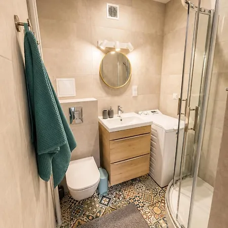 Sky Tower Z Parkingiem Apartman